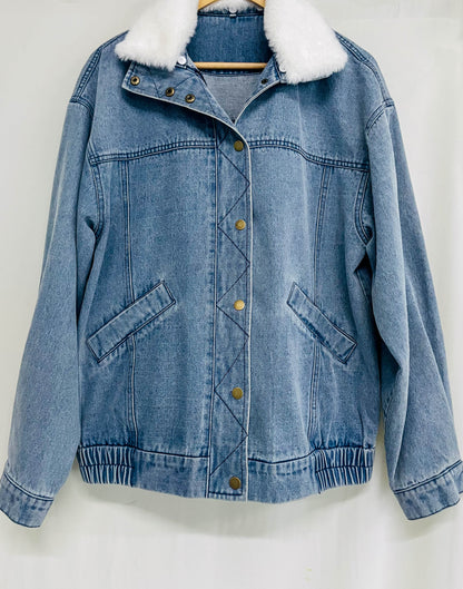 Stenia – Chice Denimjacke mit gemütlichem Fleecekragen