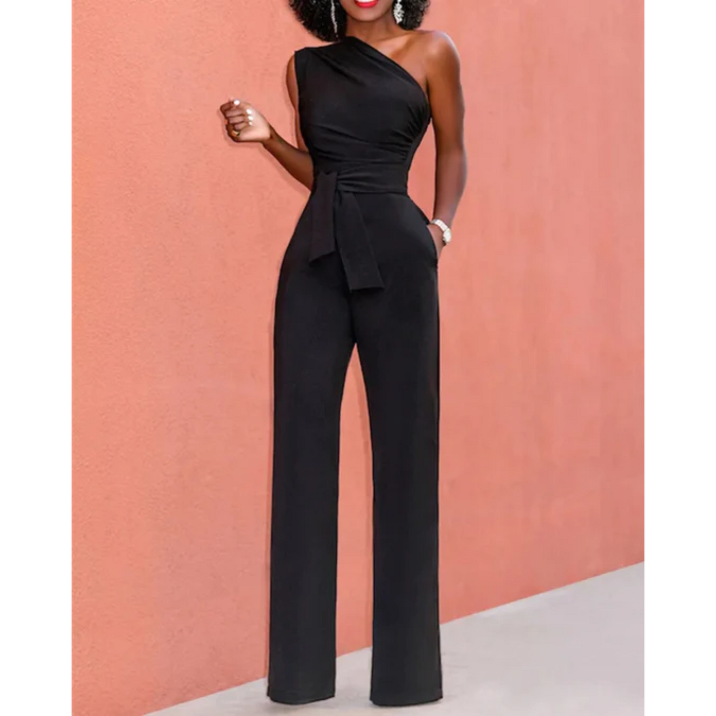 Eleganter und stylischer jumpsuit für damen