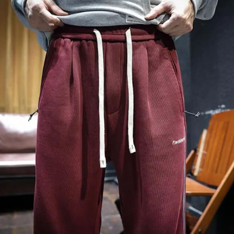 Linus – Lässige Samt-Jogging-Hose mit Streifen