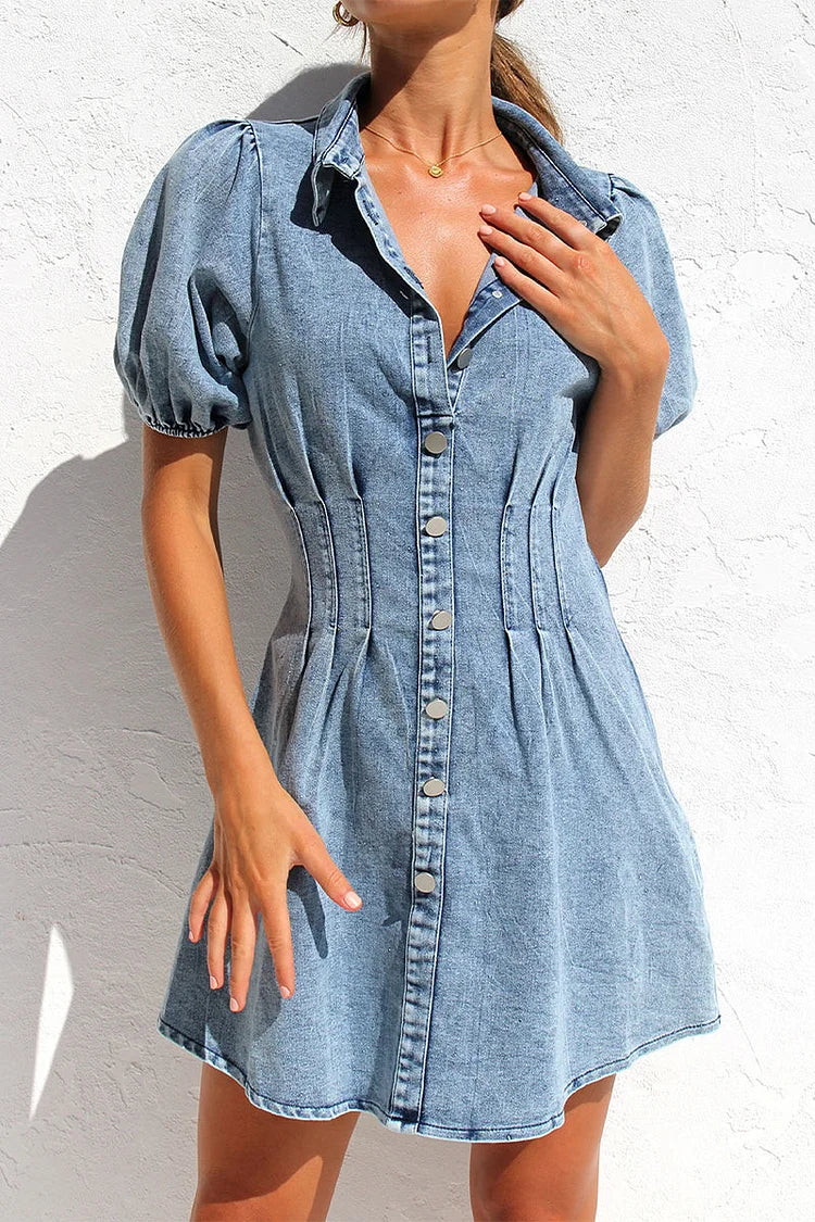 Elegantes Denim-Kleid mit Reißverschluss, Umlegekragen und kurzen Ärmeln