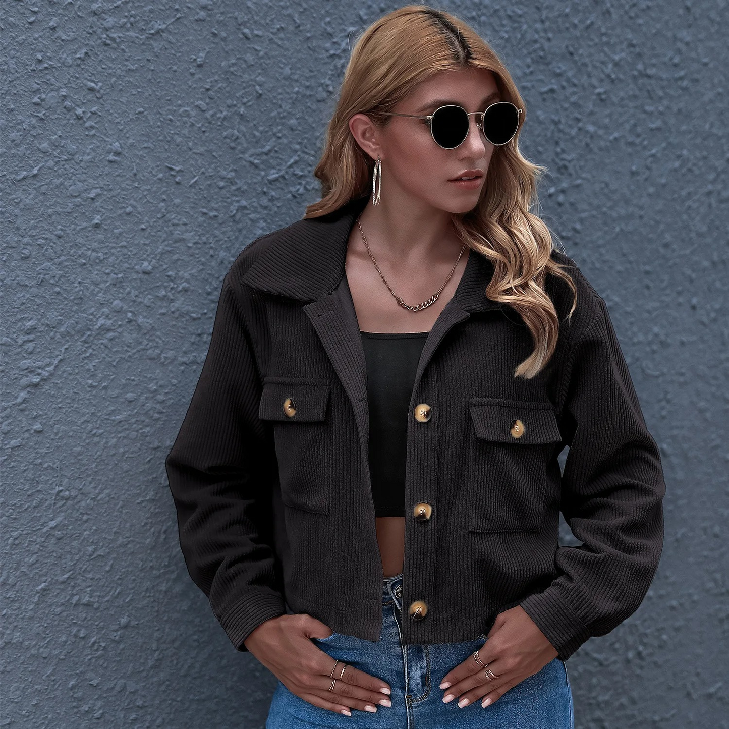 Tonia – Trendige Cordjacke mit moderner Eleganz