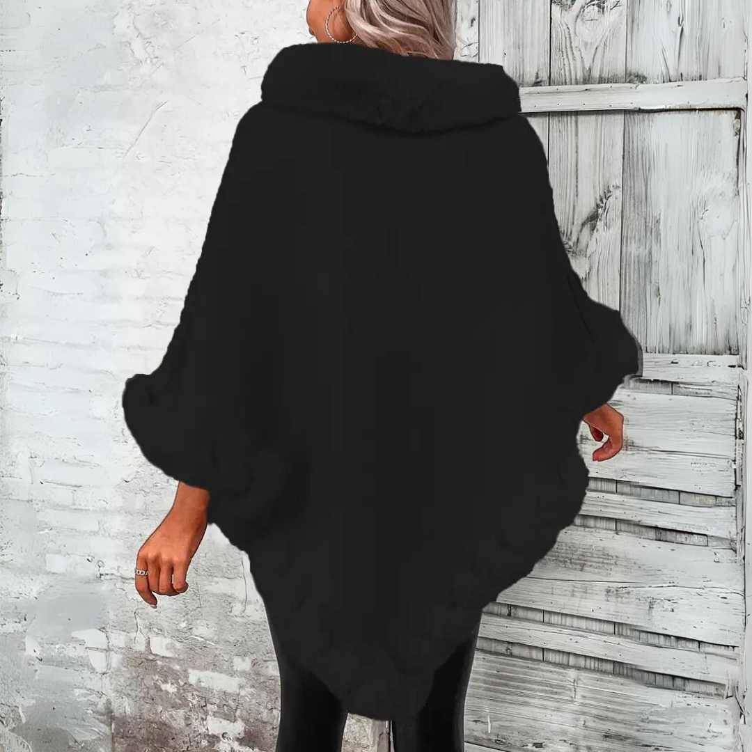 Damen Poncho – Strickdesign mit Steppmuster – Oversized – Eleganter Kunstfellbesatz