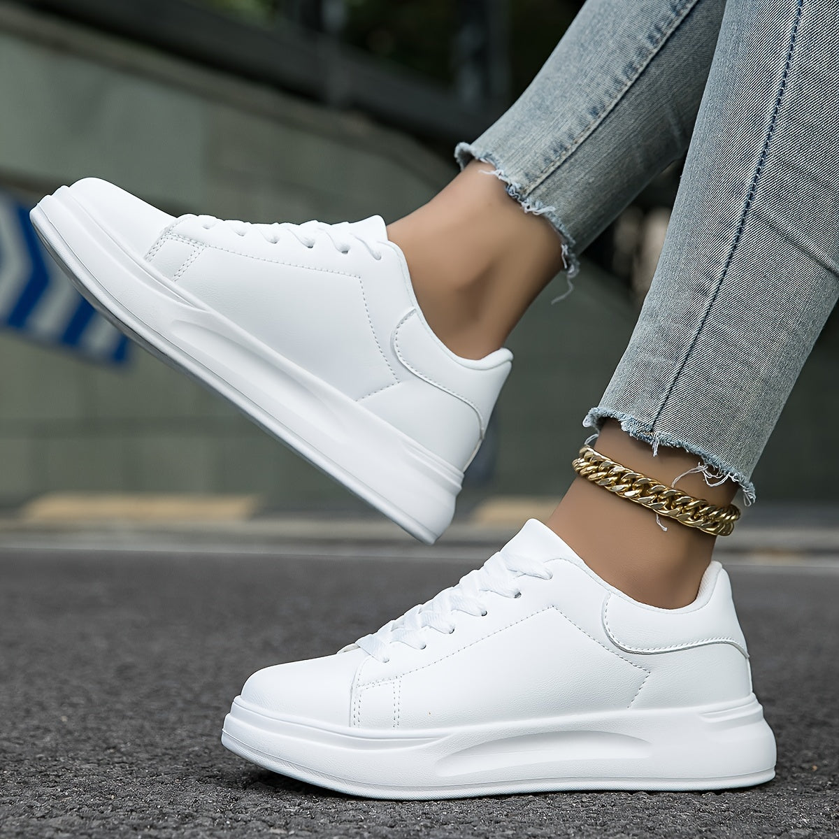 Weiße Damen-Ledersneaker, minimalistisch und bequem