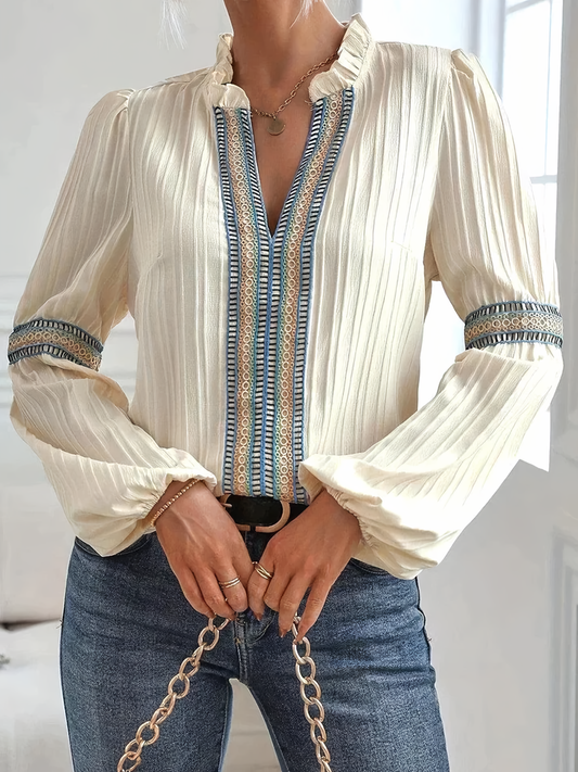 Damen Bluse – Bestickte Boho-Details – Rüschenkragen – Luftig & Elegant