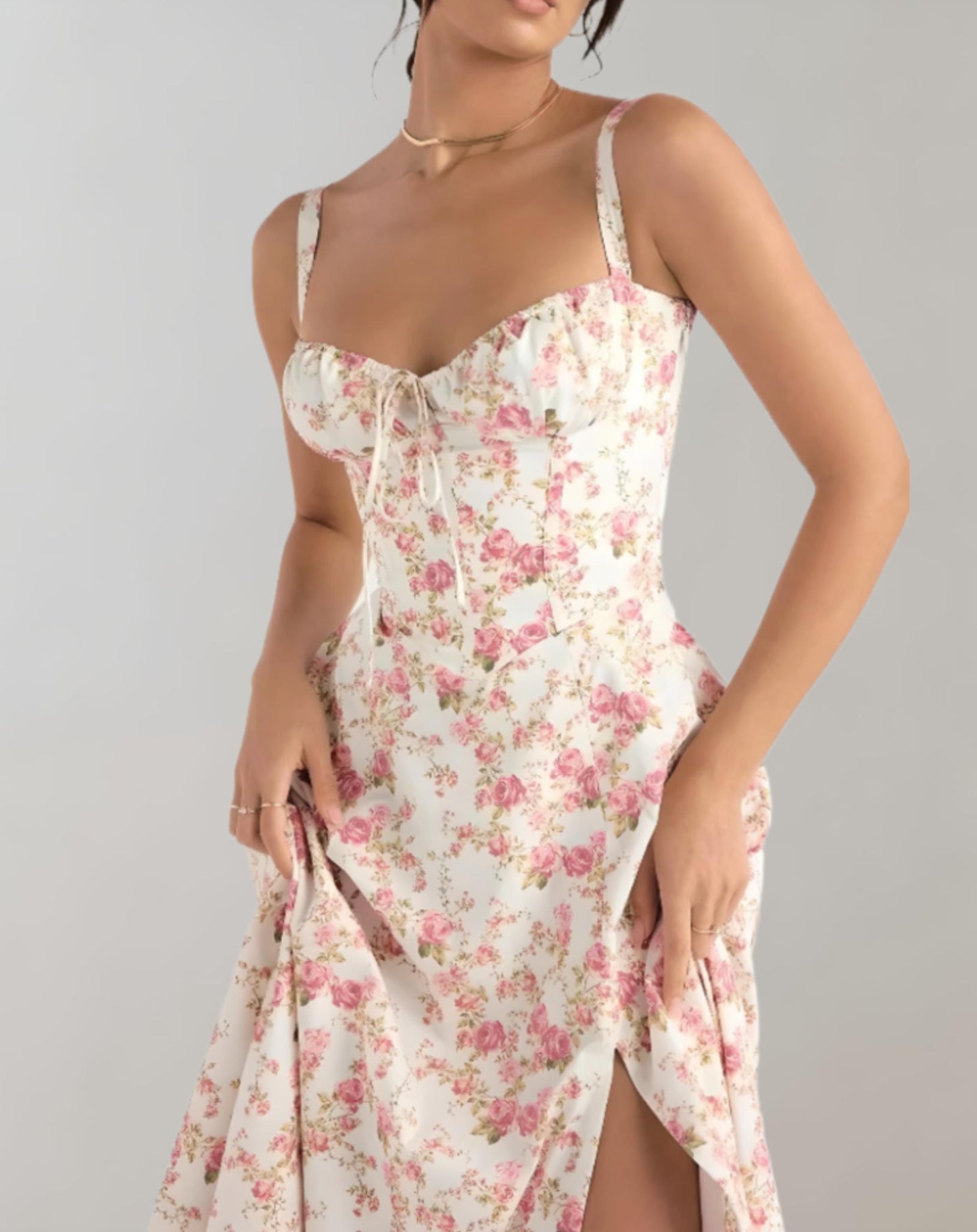 Damen Sommerkleid mit V-Ausschnitt - Leicht und Elegant