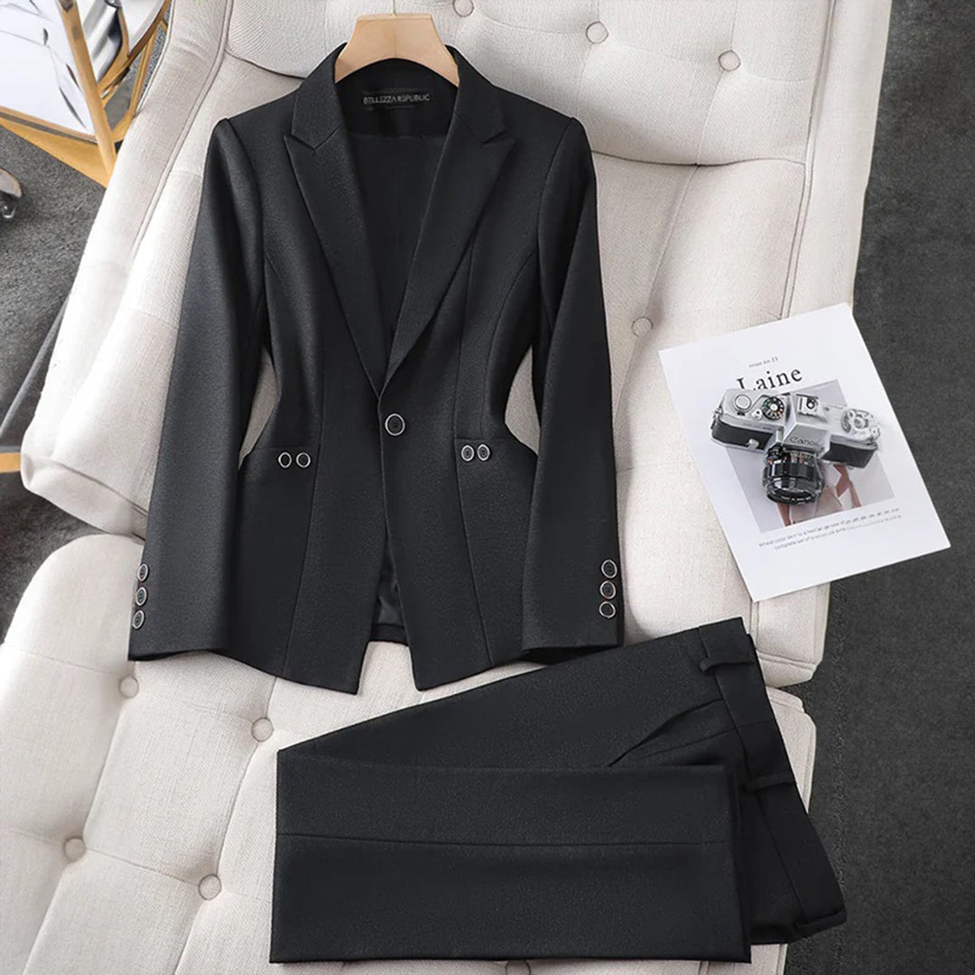 Damen Hosenanzug – Maßgeschneiderter Blazer & gerade Hose – Elegant & Business