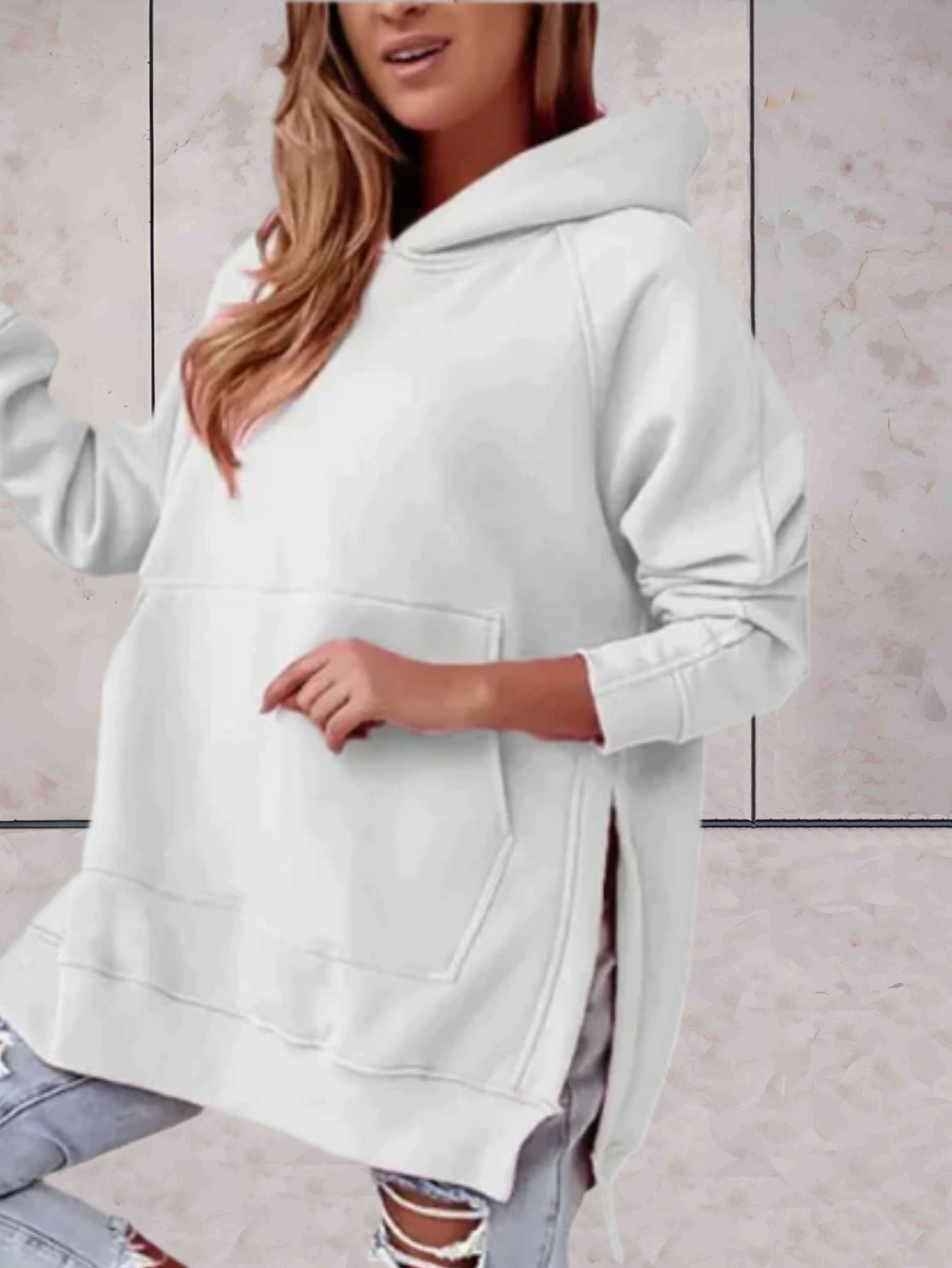 Damen Oversize Hoodie – Langer Schnitt – Weiches Baumwoll-Material – Seitenschlitze für Bewegungsfreiheit