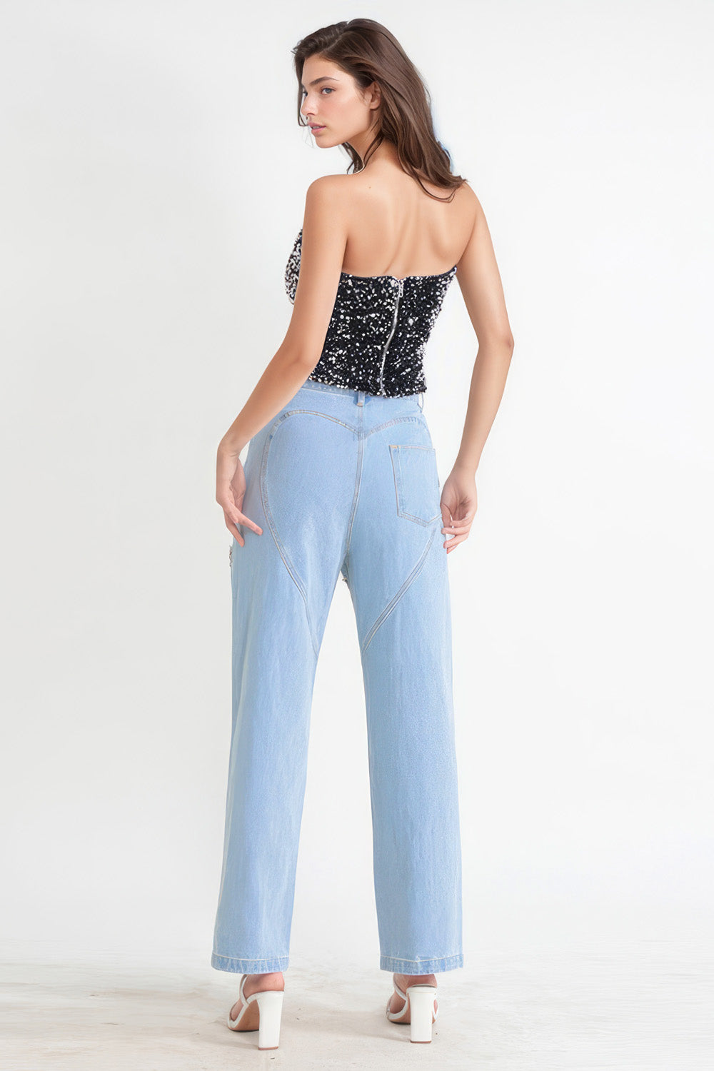 Damen High-Waist Jeans - Cut-Out Design mit Strass - Gerade Passform - 5-Pocket-Stil