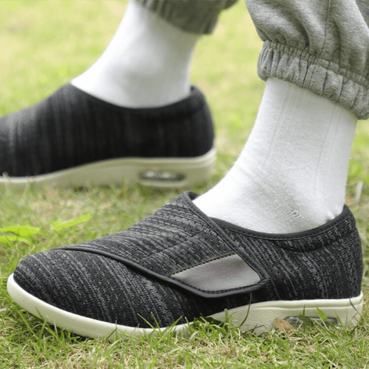 Orthopädische Diabetiker-Schuhe mit breiter Passform