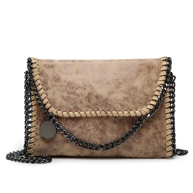 Damen Wildleder Clutch – Flap Design – Kettenriemen – Edle Stickdetails