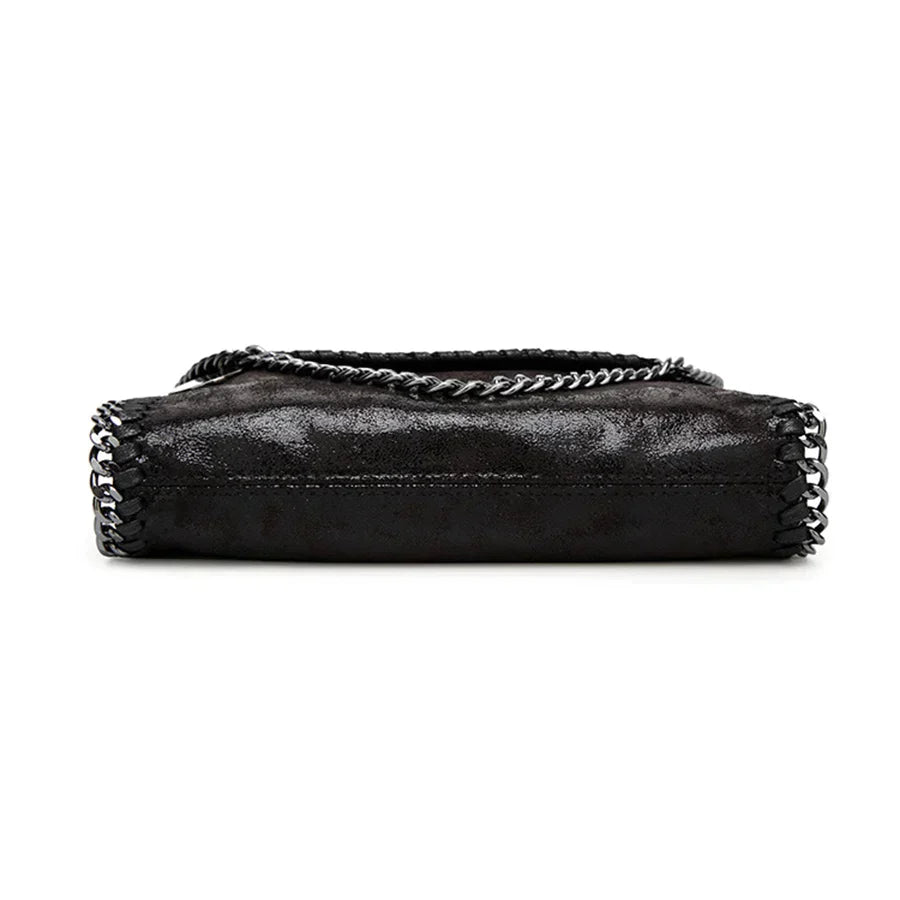 Damen Wildleder Clutch – Flap Design – Kettenriemen – Edle Stickdetails