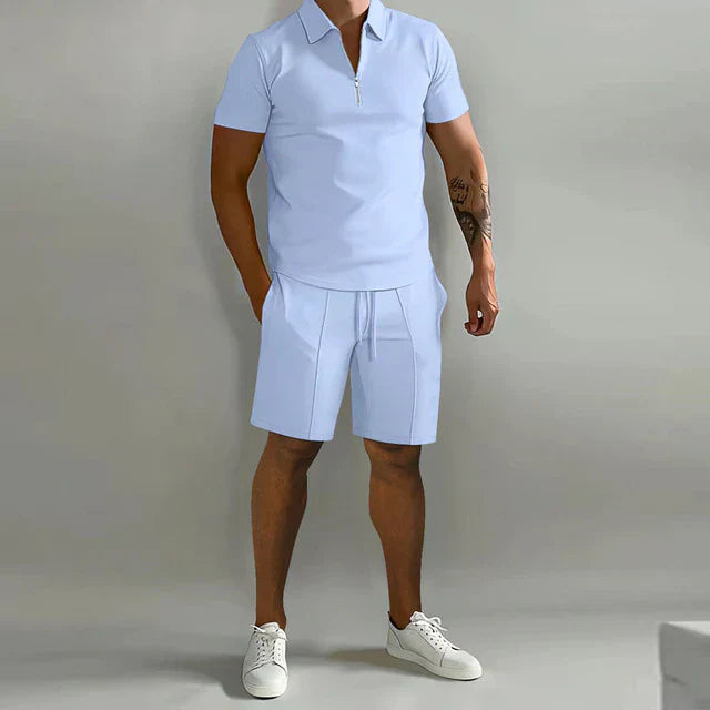 Set aus poloshirt und shorts für herren