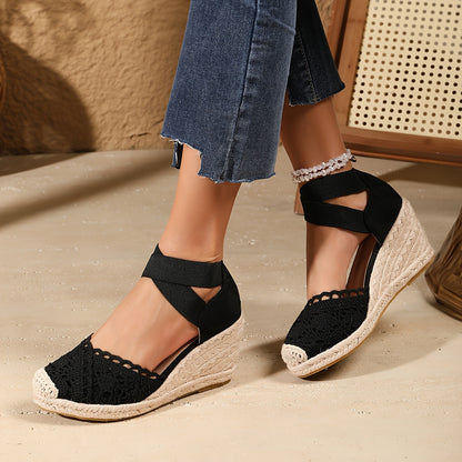 Vielseitige, elegante keilsandalen für damen