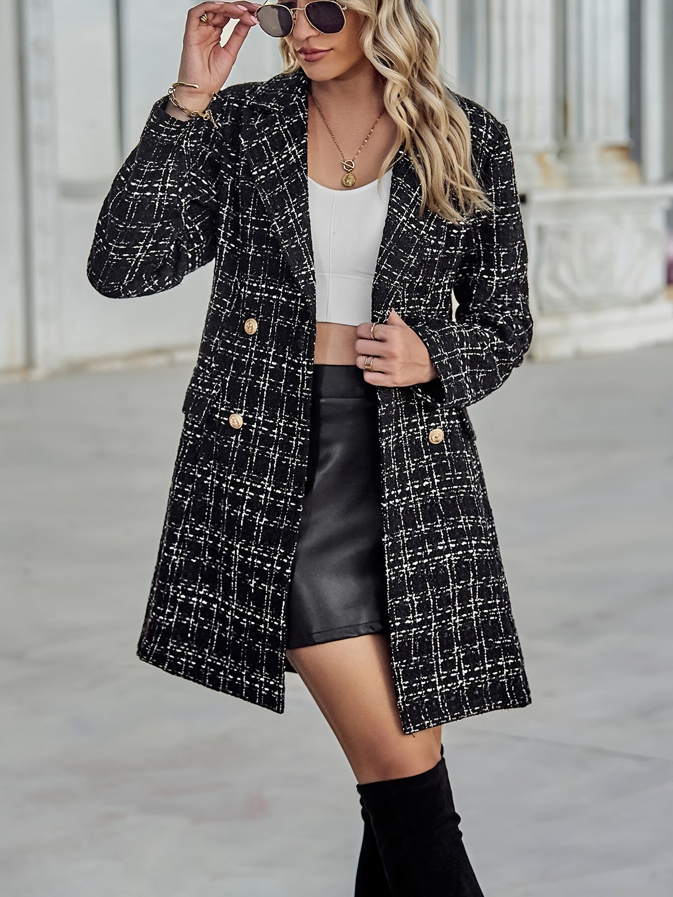 Eleganter langer zweireiher-blazer für damen