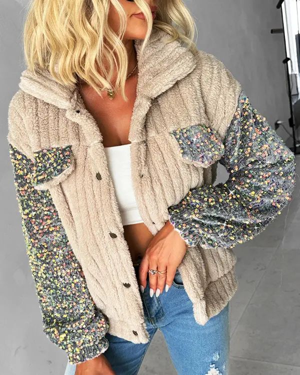 Damen Jacke – Weicher Teddy-Stoff – Paillettenärmel – Knopfleiste – Brusttaschen