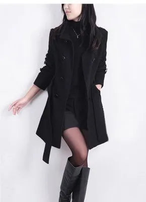 Damen Trenchcoat – Doppelreihig – Taillierter Schnitt mit Gürtel – Klassischer Look