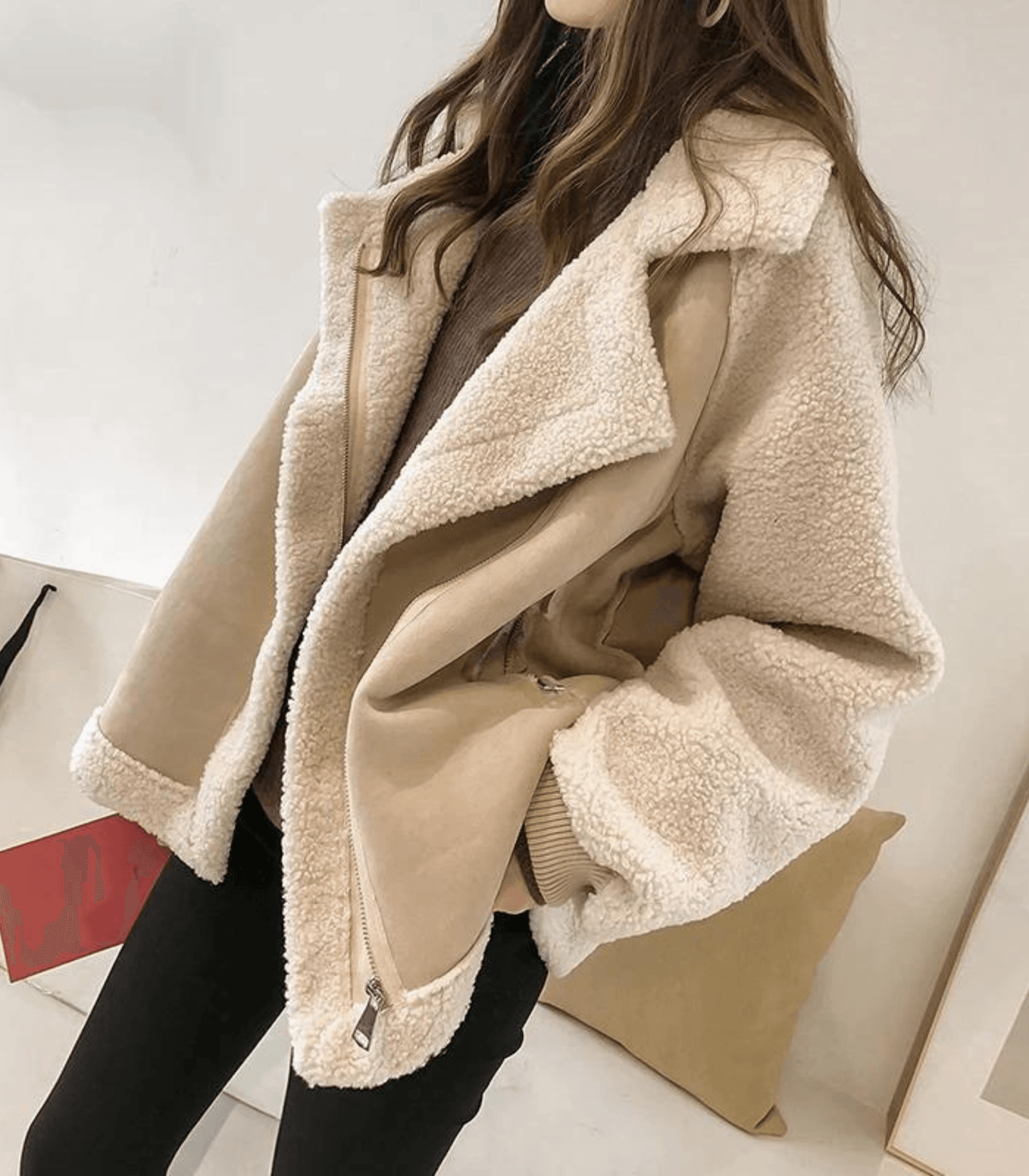 Urialla – Luxuriöse Lammy Lammfelljacke für Damen