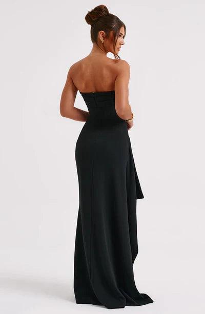 Elegantes Abendkleid für Damen mit Schlitz und figurschmeichelndem Schnitt