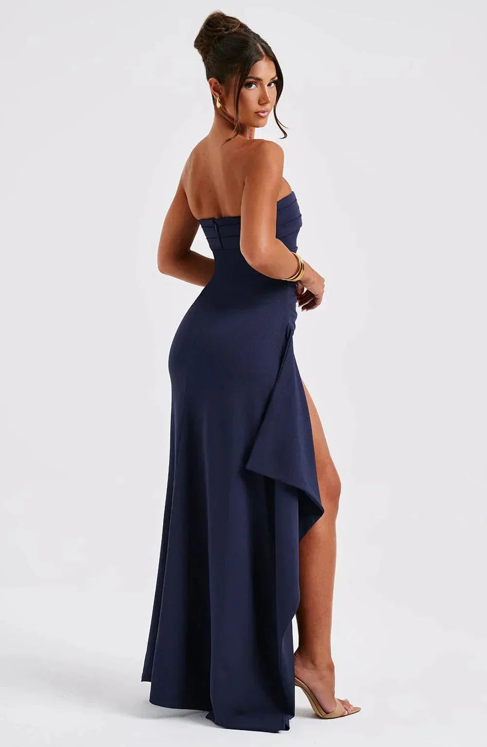 Elegantes Abendkleid für Damen mit Schlitz und figurschmeichelndem Schnitt